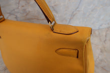 将图片加载到图库查看器，HERMES KELLY 32 Graine Couchevel leather Jaune 〇X刻印 Shoulder bag 500050082
