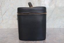 画像をギャラリービューアに読み込む, CHANEL/シャネル ココマーク2WAYバニティ キャビアスキン ブラック/ゴールド金具 バニティ 700110064
