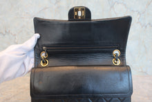 画像をギャラリービューアに読み込む, CHANEL/シャネル マトラッセＷフラップＷチェーンショルダーバッグ ラムスキン ブラック/ゴールド金具 ショルダーバッグ 800050014
