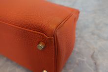 将图片加载到图库查看器，HERMES KELLY 32 Togo leather Orange □M刻印 Shoulder bag 600100011
