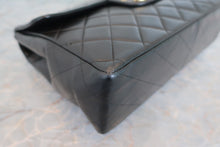 Load image into Gallery viewer, CHANEL Medium Matelasse single flap chain shoulder bag Lambskin Black/Gold hadware Shoulder bag 600030150
