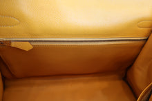 Load image into Gallery viewer, HERMES KELLY 32 Graine Couchevel leather Jaune 〇X Engraving Shoulder bag 500050082
