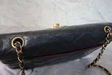 将图片加载到图库查看器，CHANEL/大号经典双C 链条包 羊皮 Black/Gold hadware(黑色/金色金属) 肩背包 800010179
