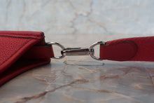 Load image into Gallery viewer, HERMES  EVELYNE TPM Clemence leather Rouge garance Y Engraving Shoulder bag 700120181
