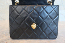 画像をギャラリービューアに読み込む, CHANEL/シャネル ミニマトラッセチェーンショルダーバッグ ラムスキン ブラック/ゴールド金具 ショルダーバッグ 800070172
