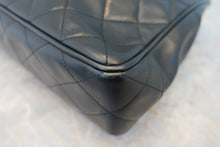 将图片加载到图库查看器，CHANEL/香奈儿 CF 链条 托特包 羊皮 Black/Gold hadware(黒色/金色金属) 托特包 800060077
