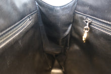 将图片加载到图库查看器，CHANEL/香奈儿 CF 链条 托特包 羊皮 Black/Gold hadware(黒色/金色金属) 托特包 800060077
