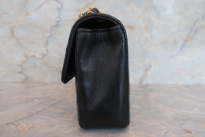 CHANEL/香奈儿 迷你CF 链条包 羊皮 Black/Gold hadware(黑色/金色金属) 肩背包 700070275