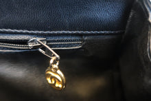 将图片加载到图库查看器，CHANEL/香奈儿 CF 链条 托特包 羊皮 Black/Gold hadware(黒色/金色金属) 托特包 800060077
