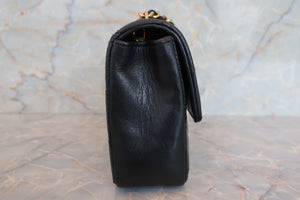 CHANEL/香奈儿 迷你CF 链条包 羊皮 Black/Gold hadware(黑色/金色金属) 肩背包 700070275