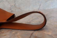 画像をギャラリービューアに読み込む, HERMES／エルメス ピコタンロックＭＭトレサージュ ヴォーエプソン ゴールド/ローズアザレ/オレンジ D刻印 ハンドバッグ 700110088
