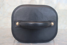 Load image into Gallery viewer, CHANEL CC mark vanity Lambskin Black/Gold hadware Vanity 700120164
