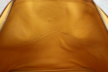 Load image into Gallery viewer, HERMES BOLIDE 35  Graine Couchevel leather Jaune 〇S Engraving Shoulder bag 600070195
