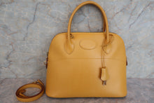 Load image into Gallery viewer, HERMES／BOLIDE 31 Graine Couchevel leather Jaune □F Engraving Shoulder bag 600070188
