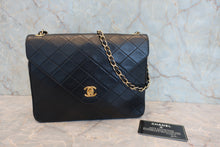 画像をギャラリービューアに読み込む, CHANEL/シャネル マトラッセチェーンショルダーバッグ ラムスキン ブラック/ゴールド金具 ショルダーバッグ 800060117
