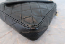 将图片加载到图库查看器，CHANEL/香奈儿 CF 流苏 链条 肩背包 羊皮 Black/Gold hadware(黑色/金色金属) 肩背包 700070252
