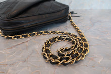 将图片加载到图库查看器，CHANEL/香奈儿 CF 流苏 链条 肩背包 羊皮 Black/Gold hadware(黑色/金色金属) 肩背包 700070252
