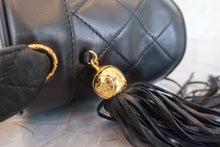 Load image into Gallery viewer, CHANEL Matelasse fringe shoulder bag Lambskin Black/Gold hadware Shoulder bag 700120194
