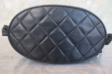 Load image into Gallery viewer, CHANEL Matelasse fringe shoulder bag Lambskin Black/Gold hadware Shoulder bag 700120194
