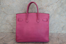 画像をギャラリービューアに読み込む, HERMES／エルメス オータクロア28 シェーブル フューシャピンク □J刻印 ハンドバッグ 700070079
