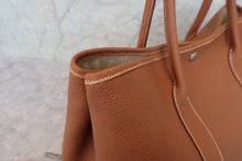 画像をギャラリービューアに読み込む, HERMES／エルメス ガーデンパーティPM ネゴンダ ゴールド □L刻印 トートバッグ 700060165
