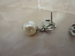 ＣＨＡＮＥＬ/香奈儿 经典双C 耳环  镀银  Silver/银色  耳环  20120106