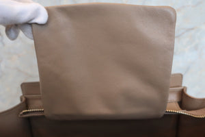 CELINE LUGGAGE MICRO SHOPPER Leather Beige Tote bag 500030139