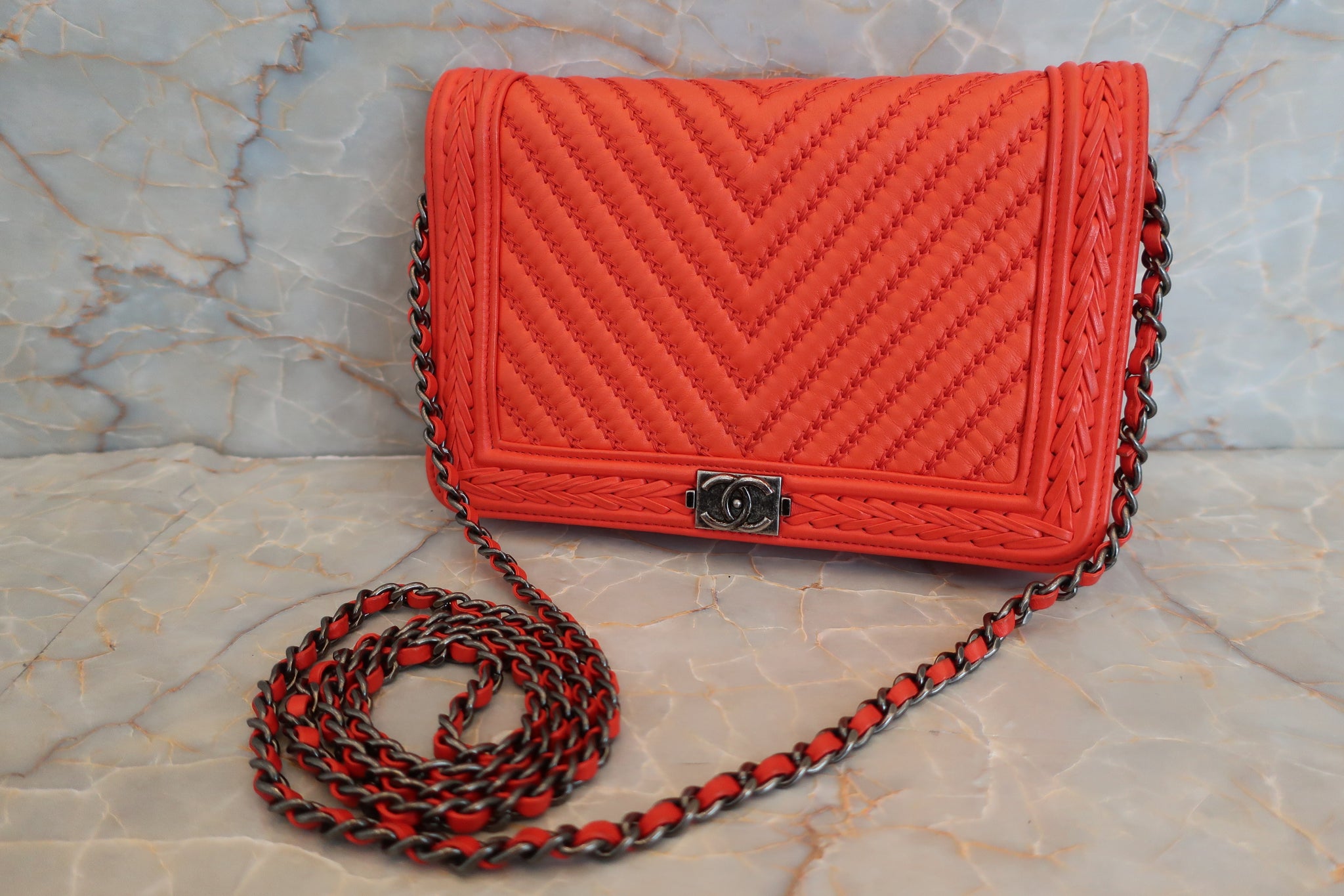 CHANEL V-Stitch Chain wallet Lambskin Orange Shoulder bag