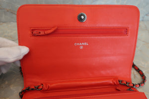 CHANEL V-Stitch Chain wallet Lambskin Orange Shoulder bag 400070011