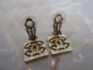 CHANEL CC mark rhinestone earring Gold plate Gold Earring 300030208
