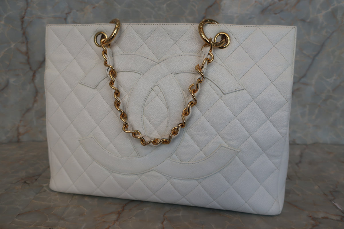 CHANEL CC Mark Matelasse Chain Tote Shoulder Bag Caviar Leather White/Gold