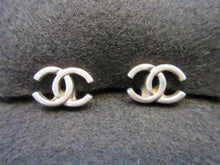 Load image into Gallery viewer, ＣＨＡＮＥＬ CC mark Earring  Silver plated  Silver  Earring  20110139
