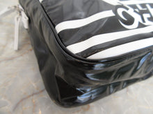 将图片加载到图库查看器，CHANEL/香奈儿 LA PAUSA Logo chain shoulder bag 塑胶 Black/White/Silver hadware(黑色/白色/银色金属) 肩背包 400010162
