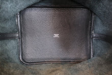Load image into Gallery viewer, HERMES PICOTIN LOCK MM Clemence leather Black A Engraving Hand bag 500030005
