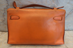 HERMES Pochette Kelly Mini Swift leather Orange □L刻印 Hand bag 400060126